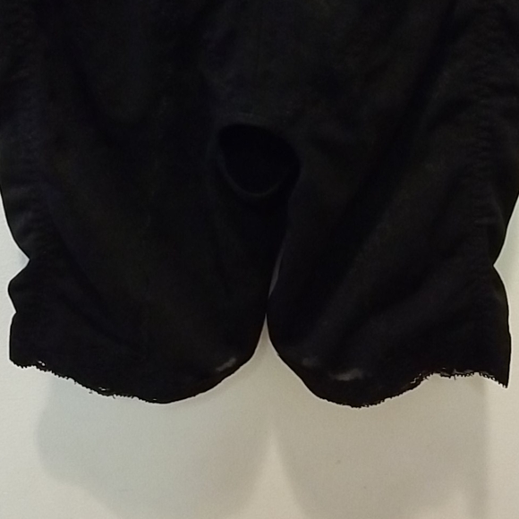 NAUGHTY SHAPEWEAR - Picture 6 of 8